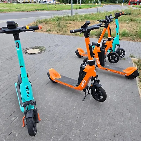 Ba With Free Garage Parking And Garden Lägenhet *