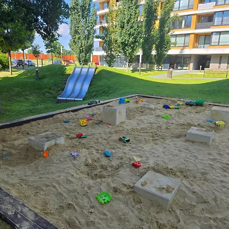 Ba With Free Garage Parking And Garden Bratislava