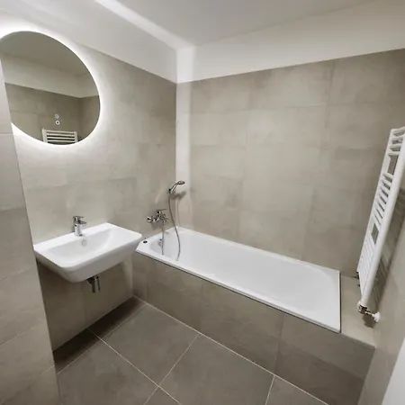 Ba With Free Garage Parking, Huge Outside Area Apartament