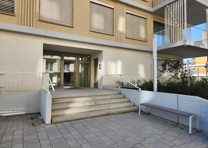 Ba With Free Garage Parking And Garden Bratislava