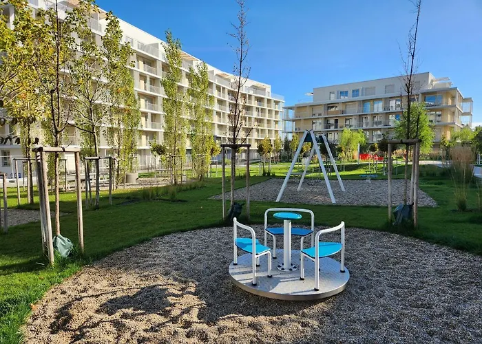 Apartament Ba With Free Garage Parking And Garden *